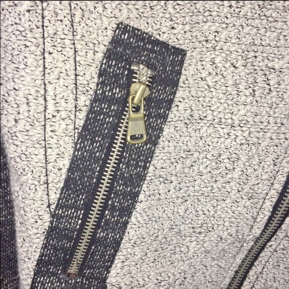 Host Pick 💕 Lou and Grey moto jacket size small - Picture 5 of 9